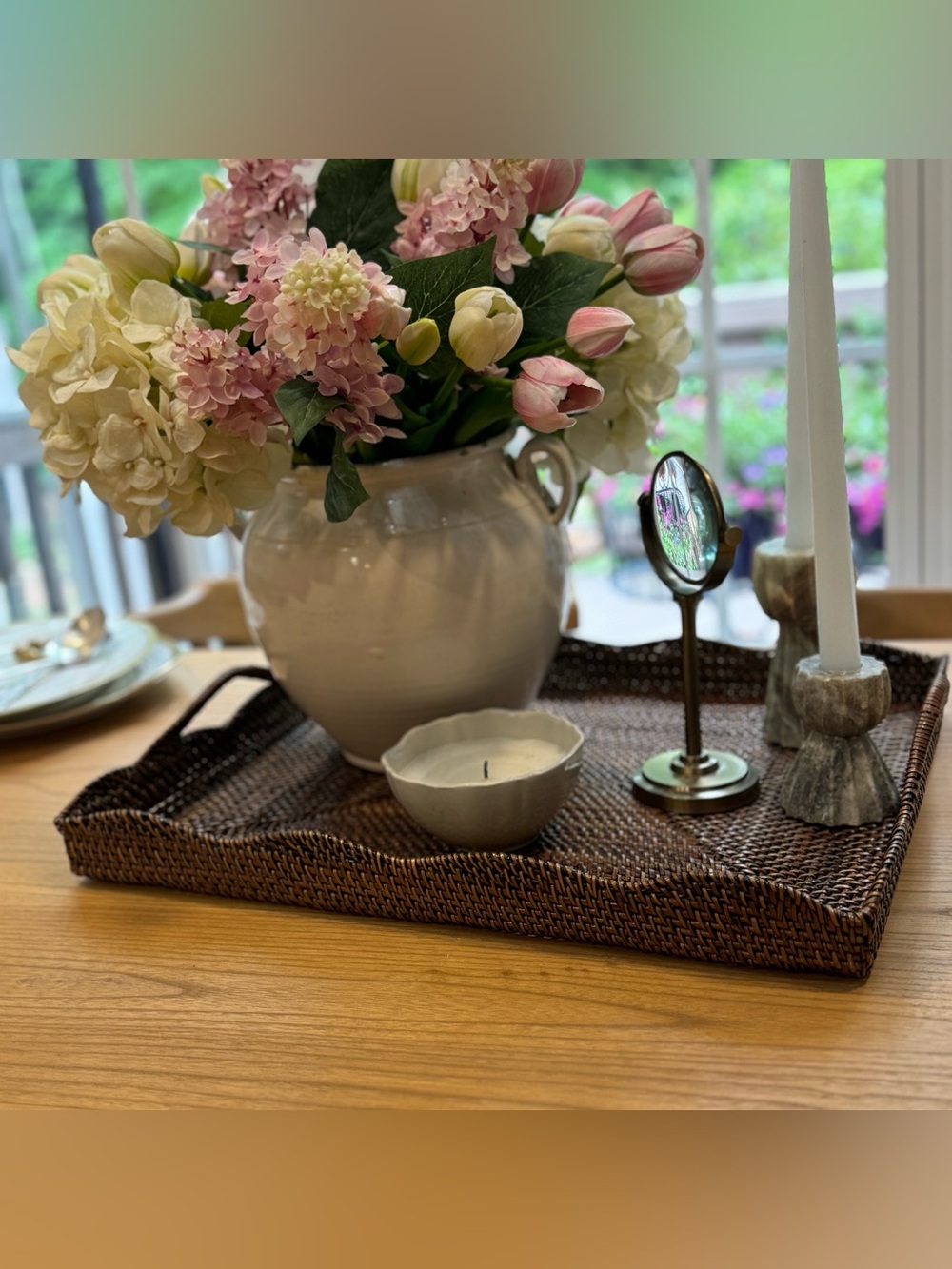 Scallop Rectangular Tray With Handles - Picture 4 of 14